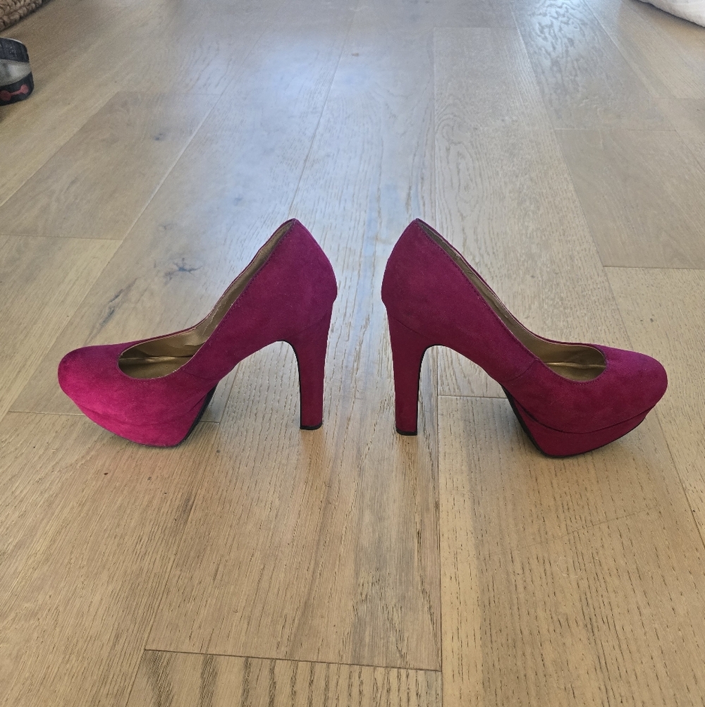 Mossimo Supply Co. Fuchsia Platform Heels